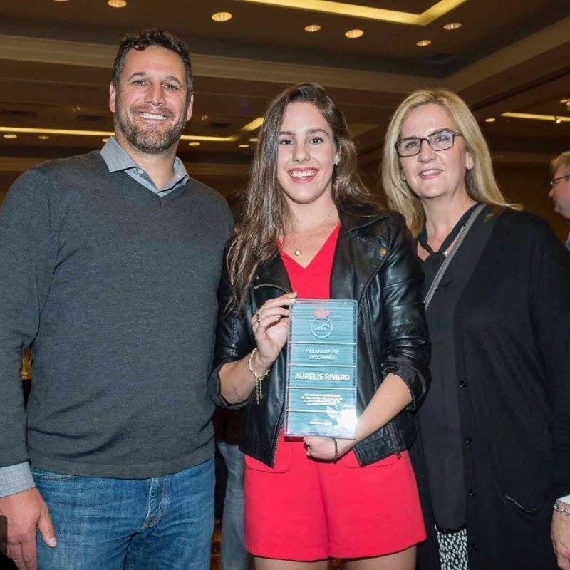 Greg Sanderson and Paola from Team Aquatic Supplies with Para-swimmer of the Year, Aurelie Rivard