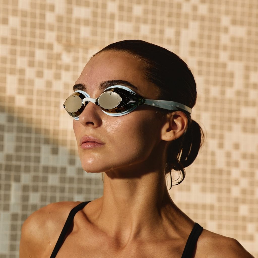 speedo mirrored goggles Speedo Womens Vanquisher 3.0 Mirrored Hawaiian Sky Silver
